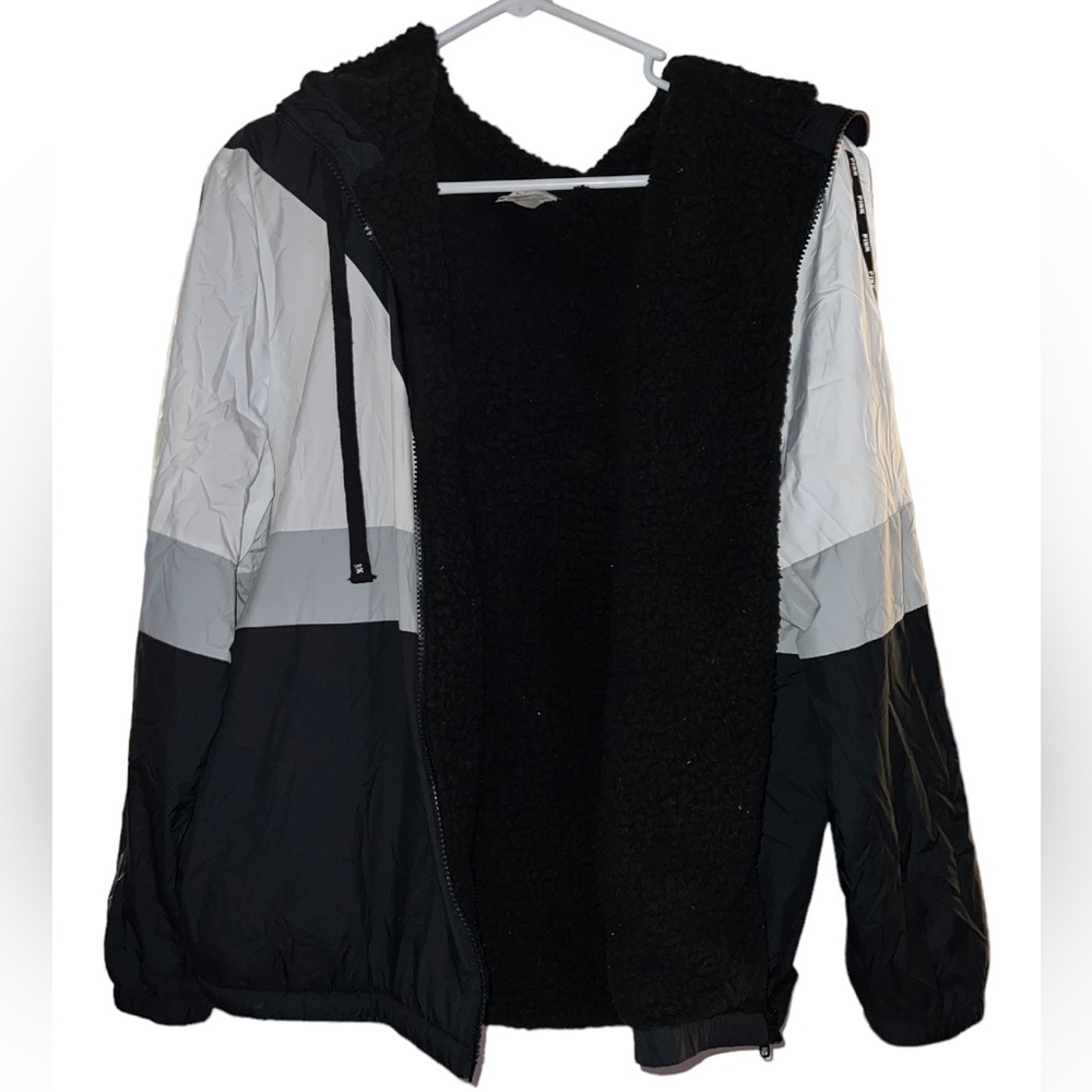VICTORIA SECRET PINK Sherpa lined rainbow WINDBREAKER JACKET